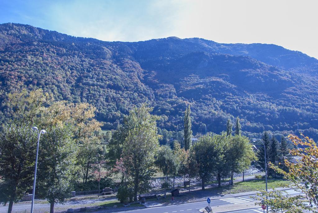 Ostau Dera Nheu Hotel Les Exterior foto